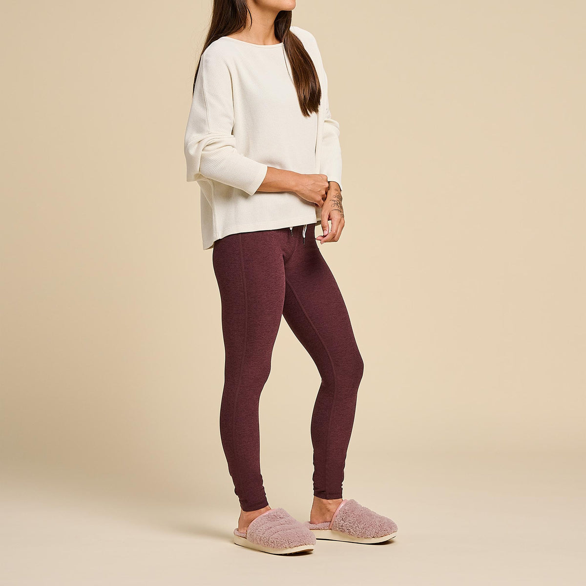 OluKai Smart Buy | Pūpū Mua Women’s Shearling Mule Slipper - Pink Sea Salt