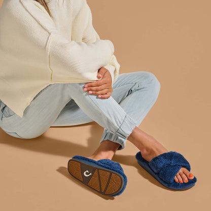 OluKai Deals | Hila Heu Women’s Slide Slipper Sandals - Moonlit Ocean