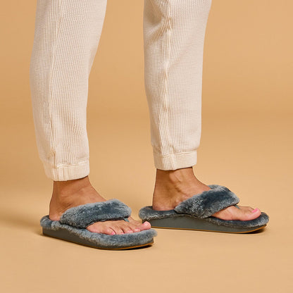 OluKai Signature | Kipe‘a Heu Women‘s Flip Flop Slippers - Storm