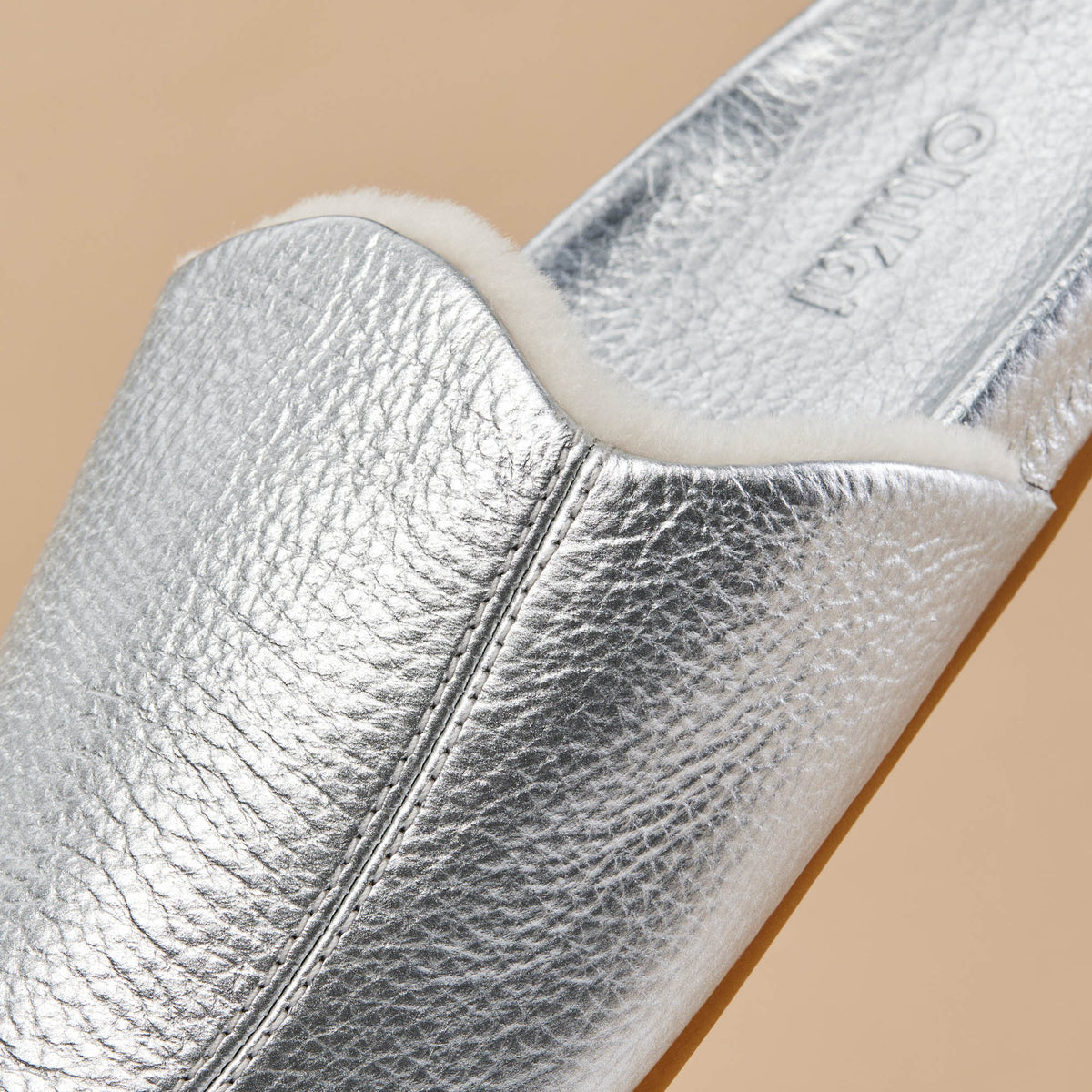 OluKai Best Seller | Kōnea Women’s Leather Slipper Mules - Silver