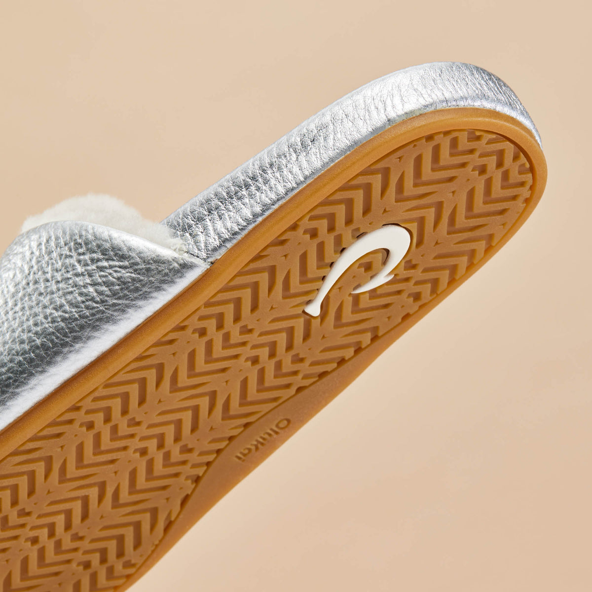 OluKai Best Seller | Kōnea Women’s Leather Slipper Mules - Silver