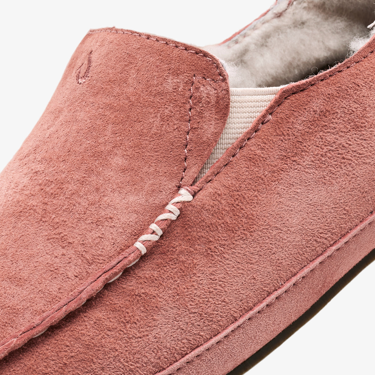 OluKai Trusted | Nohea Women's Leather Slippers - Cedarwood