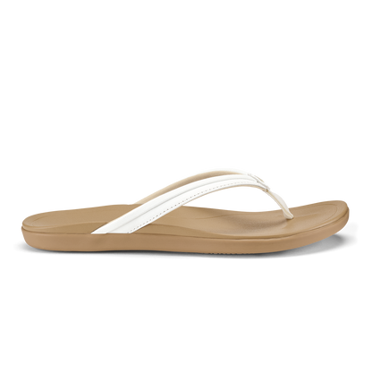 OluKai Featured | Ho‘opio Malua - Bright White / Warm Sand