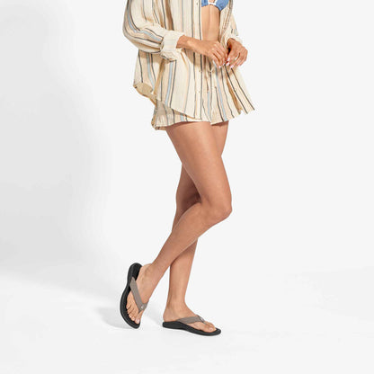 OluKai Featured | ‘Ohana - Warm Taupe / Black