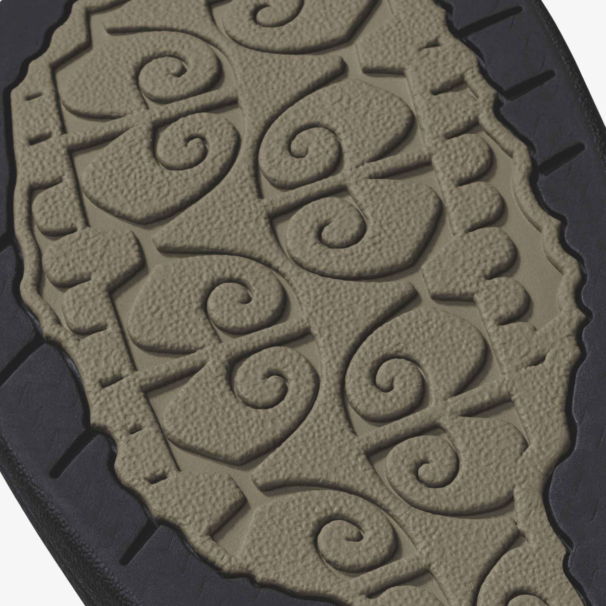 OluKai Featured | ‘Ohana - Warm Taupe / Black