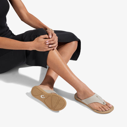 OluKai Value | Hoʻopio Mele - Tapa / Warm Sand
