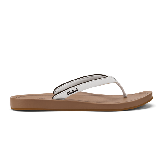 OluKai Signature | ‘Uiki Women’s Everyday Beach Sandals - White Sand / Almond