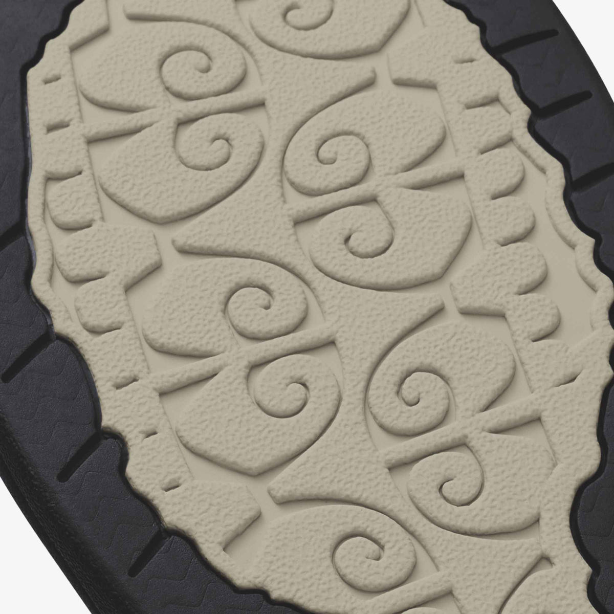 OluKai Special Offer | ‘Ohana - Ecru / Black