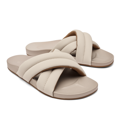 OluKai Exclusive | Hila Women’s Beach Slide Sandals - Cloudy