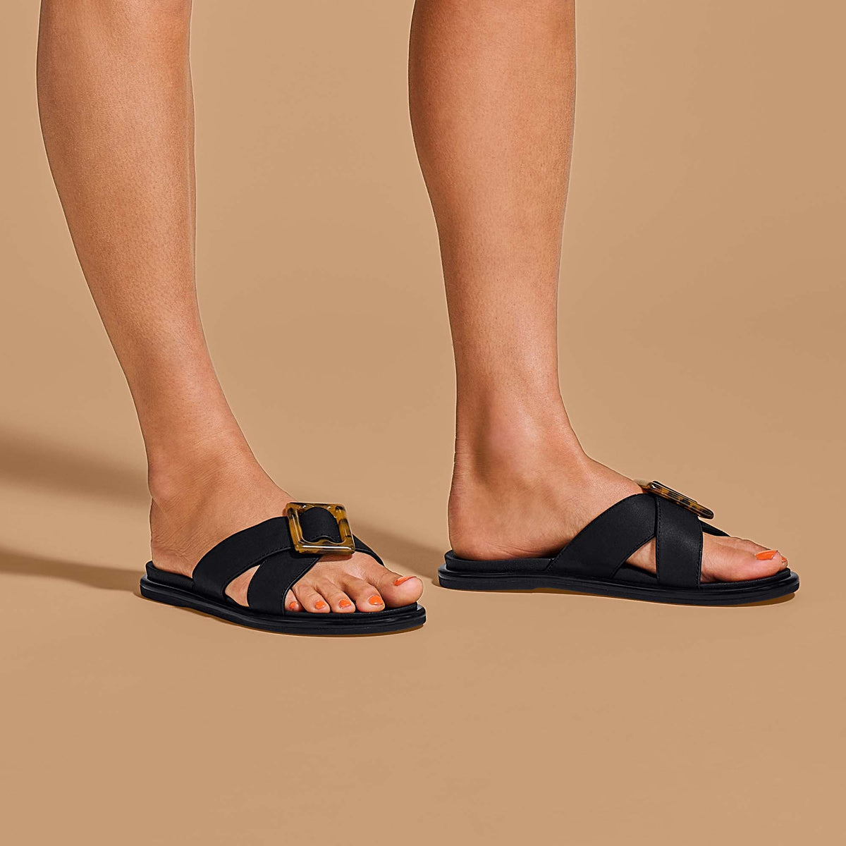 OluKai Latest | La‘i Slide Women’s Slide Beach Sandals - Black
